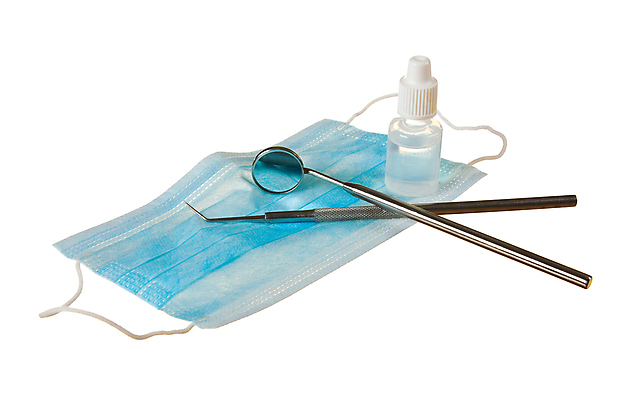 포토 JPG 해외이미지 백그라운드 가면 사람없음 약 금속 거울 시험 의사 흰색 도구 치아 탐색 고립 철강 해외202004 해외포토 교육 컬러 의학 재질 의료진 소화기관 파일형식 이미지허브