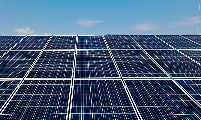 포토 JPG 해외이미지 산업 과학 자연 하늘 새로움 세포 사람없음 초록색 파란색 글로벌 햇빛 태양 환경 맑음 힘 재활용 에너지 판넬 보호 에코 태양에너지 패널 혁명 생태학 수집가 공급 획기적 해외202004 해외포토 자연요소 직업 교육 컬러 컨셉 날씨 그린에너지 친환경 생태계 파일형식 이미지허브