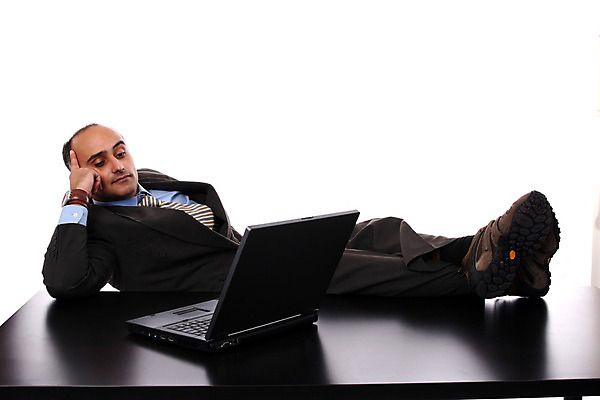 포토 JPG 해외이미지 직업 응시 남자 백그라운드 생각 비즈니스 사업가 통신 탁자 성공 넥타이 직장 실내 한명 사람 정장 성인 30대 파란색 노트북 컴퓨터 사무실 공책 흰색 업무 비즈니스맨 오픈 결심 무선전화기 스마트 집중 책상 싱글 고용 심각 지능 혼자 해외202004 해외포토 1 시선 잡화 옷 컬러 가구 컨셉 회사 문구용품 내부 장년 전자제품 구직 작업 직장인 전화기 채용 파일형식 이미지허브