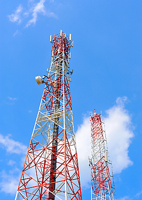 포토 JPG 해외이미지 산업 파도 인터넷 비즈니스 통신 부분 하늘 모바일 무선통신 안테나 사람없음 파란색 스마트폰 핸드폰 컴퓨터 글로벌 태양 환경 탑 금속 장비 네트워크 전자레인지 역 연결 큼 무선전화기 전화기 라디오 방송 봉 철탑 획득 세대 목소리 접수 철강 해외202004 해외포토 자연요소 건축물 바다 컬러 교통시설 재질 전자제품 스마트기기 가전제품 레인지 크기 파일형식 이미지허브