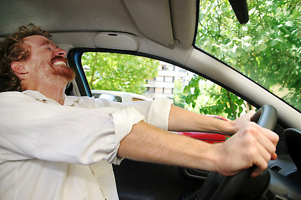 포토 JPG 해외이미지 남자 감정 도로 얼굴 교통시설 자동차 거리 스트레스 한명 안전 사람 놀람 손상 운전 도시 바퀴 운전사 사건 속도 고민 문제 그만 돌봄 비명 순간 우울증 자동 해외202004 해외포토 직업 1 길 육상교통 교통 컨셉 모션 표정 신체부위 질병 시설 파일형식 이미지허브