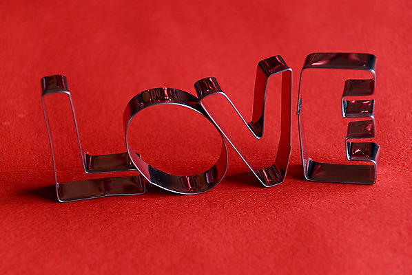 포토 JPG 해외이미지 모양 계절 감정 2 휴가 함께함 발렌타인데이 사랑 사람 사람없음 빨간색 단어 빛 인사 유혹 열정 해외202004 해외포토 문자 컬러 컨셉 데이이벤트 예절 파일형식 이미지허브