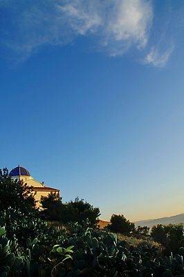 포토 JPG 해외이미지 전통 유럽 기독교 종교 문화 여행 십자가 건축양식 하늘 사람없음 건물 교회 스페인 지중해 광장 장면 신성 스페인어 신앙심 해외202004 해외포토 건축물 건축 나라 바다 종교건축 파일형식 이미지허브