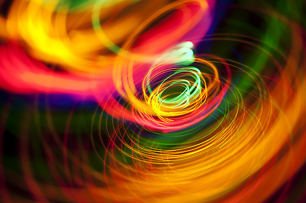 포토 JPG 해외이미지 선 곡선 추상 나선형 사람없음 빨간색 초록색 빛 컬러풀 노란색 보라색 소용돌이 강렬 돌리기 해외202004 해외포토 컬러 무늬 모션 회오리 파일형식 이미지허브