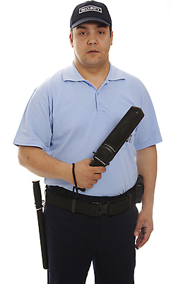 포토 JPG 해외이미지 유니폼 한명 경비 안전 사람 노란색 힘 경찰 보안관 절도 직원 라디오 예방 군용 보안 공정 순찰 장교 헬프 해외202004 해외포토 직업 1 옷 컬러 군대 전자제품 도움 범죄 보호 파일형식 이미지허브