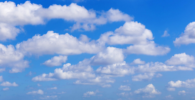 포토 JPG 해외이미지 구름 종교 백그라운드 자연 하늘 날씨 사람없음 야외 여름 파란색 빛 평화 흰색 분위기 순수 천국 산소 오존 해외202004 해외포토 자연요소 계절 컬러 컨셉 원소 생태계 파일형식 이미지허브