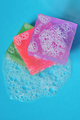 포토 JPG 해외이미지 식물 꽃 신체 자연 건강 사람없음 초록색 위생용품 쌓기 탑 스파 목욕 화장품 거품 신선 바 빨래 허브 순수 올리브 향기 아로마 비누 라벤더 내추럴 고립 위생관리 핸드메이드 해외202004 해외포토 건축물 열매 컬러 생활용품 컨셉 가사 모션 관리 뷰티 청결 생태계 냄새 파일형식 이미지허브