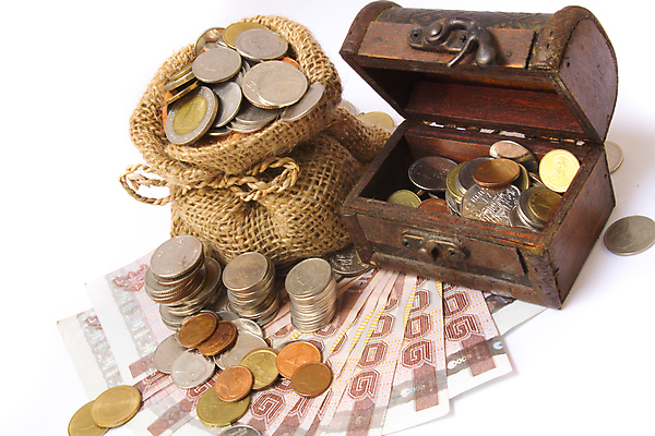 포토 JPG 해외이미지 백그라운드 컨셉 돈 가방 성공 아이디어 사람없음 목재 경제 쇼핑 갈색 금속 동전 저축 흰색 직물 시장 황금 큼 가득함 오브젝트 무역 상업 결제 자루 수납 이익 보물 망사 유지 궤 복권 센트 수입 옛날 자금 많음 해외202004 해외포토 나무 잡화 산업 컬러 재료 재질 금융 재산 크기 파일형식 이미지허브