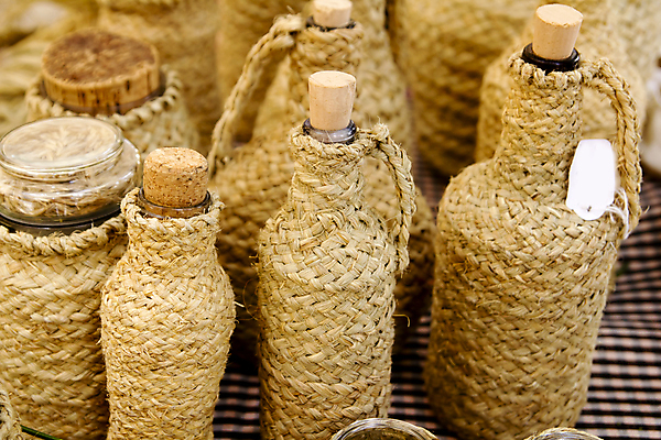 포토 JPG 해외이미지 전통 디자인 문화 섬 패턴 사람없음 장식 갈색 바구니 수확 골동품 시골 직물 작업 스페인 황금 바느질 지중해 유기농 복고 정리 고정 섬유 장인 밀짚 짜임 수공예 내추럴 등나무 솜씨 스페인어 옛날 핸드메이드 많음 해외202004 해외포토 나무 웰빙 유럽 바다 컬러 컨셉 무늬 농업 짚 공예 파일형식 이미지허브