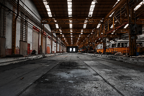 포토 JPG 해외이미지 산업 백그라운드 건축양식 창문 공장 바닥 프레임 실내 사람없음 내부 건물 금속 검은색 어둠 기차 도시 터널 역 위험 큼 버리기 창고 먼지 그런지 깊이 방법 옛날 철강 파멸 오싹 해외202004 해외포토 건축물 건축 길 육상교통 컬러 컨셉 공업 교통시설 모션 재질 대중교통 크기 파일형식 소멸 이미지허브