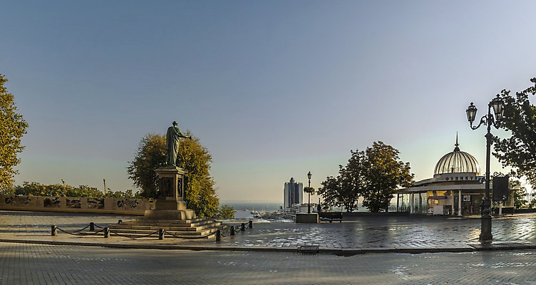 포토 JPG 해외이미지 나무 공원 감정 유럽 도로 조각 여행 백그라운드 가로등 건축양식 자연 하늘 아침 휴식 파노라마 사람없음 야외 도시풍경 계단 봄 가을 도시 역사 고독 정사각형 거인 단계 천연기념물 옛날 우크라이나 회복 해외202004 해외포토 주간 도형 식물 계절 공공시설 건축 나라 길 컨셉 교통시설 촬영기법 풍경 생태계 파일형식 이미지허브