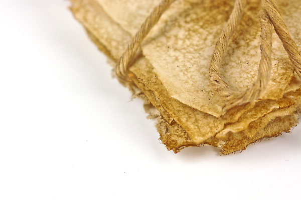 포토 JPG 해외이미지 종이 줄 백그라운드 사람없음 갈색 쌓기 공백 수확 골동품 흰색 역사 두루마리 편지 수집 보따리 문서 복고 폴더 고립 구식 그런지 옛날 해외202004 해외포토 컬러 농업 모션 파일 파일형식 이미지허브