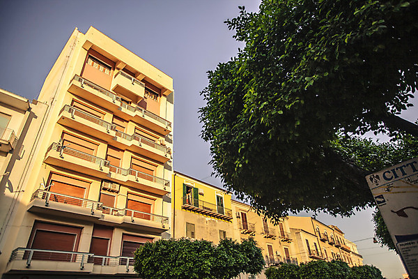 포토 JPG 해외이미지 모래 섬 여행 지도 자연 하늘 휴가 등대 풍경 사람없음 여름 파란색 빛 태양 일출 일몰 이탈리아 도시 신용카드 중세 지중해 장노출 두브로브니크 지리 해외202004 해외포토 자연요소 계절 유럽 바다 컬러 촬영기법 금융 노을 역사 생태계 크로아티아 파일형식 이미지허브