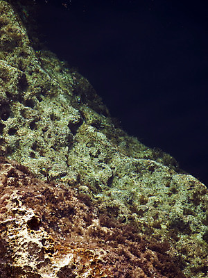 포토 JPG 해외이미지 유럽 바다 여행 하늘색 자연 하늘 휴가 풍경 사람없음 야외 파란색 수중 해조류 지중해 부식 다이빙 장면 암초 사암 깊이 몰타섬 석회암 지질학 특별함 해외202004 해외포토 교육 나라 컬러 섬 컨셉 수영 암석 돌_바위 해양식물 생태계 몰타 수중스포츠 파일형식 이미지허브