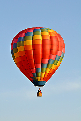 포토 JPG 해외이미지 주간 하늘 사람없음 야외 여름 여름풍경 열기구 해외202004 해외포토 자연요소 계절 항공교통 풍경 파일형식 여름_계절 이미지허브