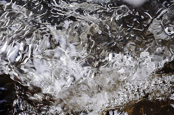 포토 JPG 해외이미지 디자인 계절 파도 백그라운드 겨울 패턴 자연 추상 사람없음 장식 물 파란색 빛 글로벌 냉동 얼음 활발 흐름 추위 흰색 신선 투명 시원함 크리스탈 질감 서리 고드름 보물 내추럴 블러 효과 해외202004 해외포토 자연요소 바다 컬러 컨셉 무늬 광석 생태계 파일형식 이미지허브