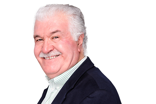 포토 JPG 해외이미지 할아버지 노년 행복 여유 한명 미소 웃음 사람 활발 기쁨 비즈니스맨 자신감 보행로 은퇴 콧수염 만족 긍정 고립 되감기 카피스페이스 해외202004 해외포토 1 남자 감정 길 컨셉 비즈니스 수염 표정 성인 공백 직장인 파일형식 이미지허브