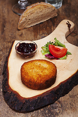 포토 JPG 해외이미지 음식 빵 백그라운드 다이어트 과일 치즈 건강 요리 사람없음 목재 갈색 저녁식사 흰색 시골 신선 황금 달콤 굽기 꿀 로즈메리 빵가루 크랜베리 해외202004 해외포토 나무 열매 컬러 재료 유제품 식사 맛 구이 허브 파일형식 이미지허브