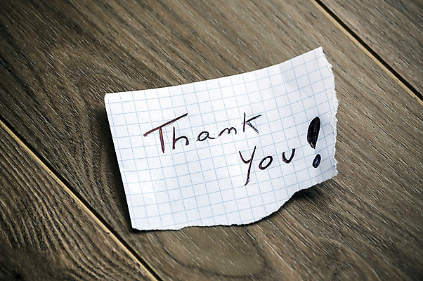 포토 JPG 해외이미지 손 디자인 종이 어린이 백그라운드 컨셉 회사 비즈니스 캘리그라피 텍스트 통신 벽지 추상 바닥 잉크 타이포그라피 사람없음 목재 단어 쪽지 정보 흰색 기록 인사 신용카드 메시지 편지 사인 감사 손그림 타입 감탄 고립 대본 필기체 카피스페이스 해외202004 해외포토 나무 문자 감정 컬러 무늬 재료 사람 신체부위 금융 공백 예절 파일형식 이미지허브