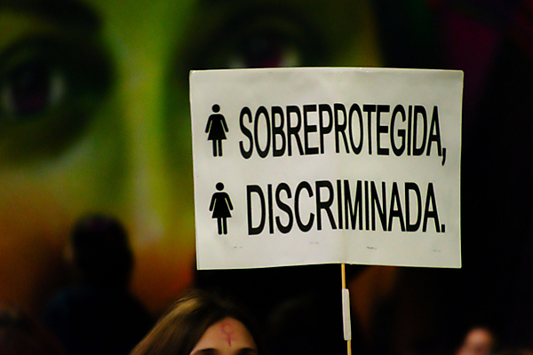 포토 JPG 해외이미지 여자 남자 유럽 포스터 이동 거리 사람 사람없음 힘 자유 도시 사회 센터 역사 뉴스 스페인 야간 8 큼 싸움 정사각형 커뮤니티 혁명 마드리드 소셜 스트라이크 평등 항의 해외202004 해외포토 자연요소 도형 나라 컨셉 모션 숫자 크기 공동체 파일형식 이미지허브