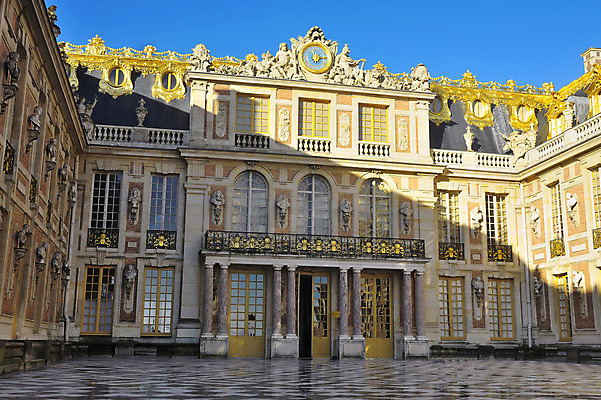 포토 JPG 해외이미지 유럽 문화 시계 여행 건축양식 휴가 미술 풍경 사람없음 야외 건물 장식 궁전 프랑스 역사 재산 황금 대리석 천연기념물 베르사유 프랑스어 옛날 웅장함 해외202004 해외포토 문자 건축물 건축 나라 고건축 재료 문화예술 금융 파리_프랑스 파일형식 이미지허브
