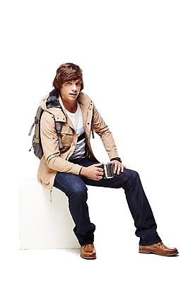 포토 JPG 스튜디오촬영 전신 서양인 외국인 백인 해외기획촬영 남자 2013년태국 배낭 모션 휴식 실내 아웃도어 한명 들기 사람 앉기 20대 성인 컵 열정 남자만 남자한명만 성인남자만 청년만 청년남자만 청년남자한명만 성인한명만 성인남자한명만 성인만 국내포토 1 식기 감정 컨셉 가방 인종 청년 내부 파일형식