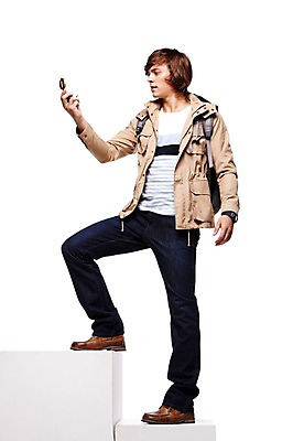 포토 JPG 스튜디오촬영 전신 서양인 외국인 백인 해외기획촬영 남자 2013년태국 모션 실내 아웃도어 한명 서기 들기 사람 20대 성인 걷기 나침반 오르기 열정 남자만 남자한명만 성인남자만 청년만 청년남자만 청년남자한명만 성인한명만 성인남자한명만 성인만 국내포토 1 감정 인종 청년 내부 파일형식