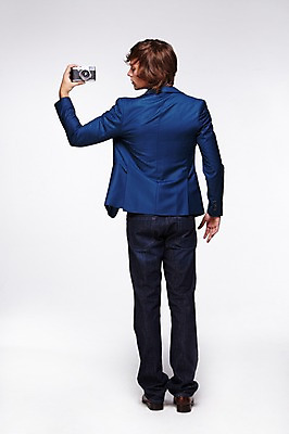 포토 JPG 스튜디오촬영 전신 서양인 외국인 백인 해외기획촬영 패션 남자 2013년태국 비즈니스 모션 실내 한명 서기 들기 사람 20대 성인 뒷모습 캐주얼 카메라 사진촬영 비즈니스맨 남자만 남자한명만 성인남자만 청년만 청년남자만 청년남자한명만 성인한명만 성인남자한명만 성인만 국내포토 1 옷 뷰포인트 인종 청년 내부 전자제품 촬영 직장인 파일형식