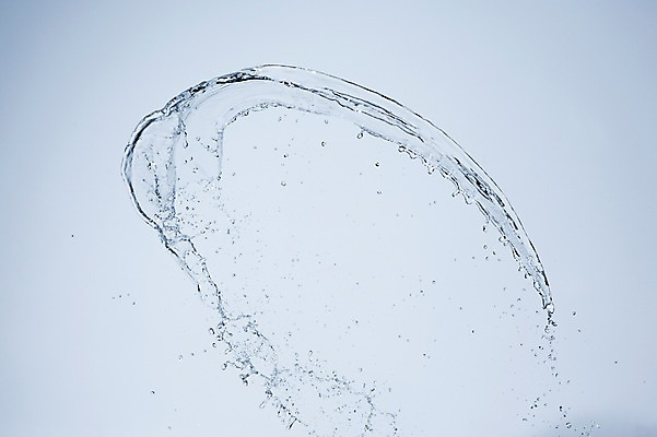 포토 JPG 스튜디오촬영 백그라운드 컨셉 물줄기 실내 순간포착 사람없음 물방울 액체 떨어짐 액체표현 국내포토 촬영기법 내부 물 파일형식