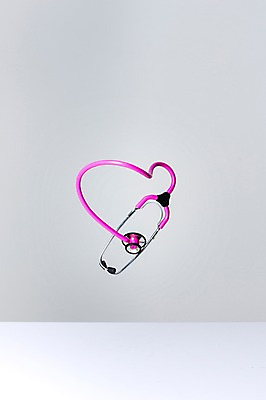 포토 JPG 스튜디오촬영 백그라운드 컨셉 청진기 실내 순간포착 사람없음 의료용품 떨어짐 오브젝트 국내포토 의료기기 촬영기법 내부 파일형식