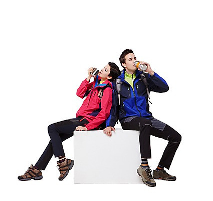 포토 JPG 스튜디오촬영 전신 서양인 외국인 백인 해외기획촬영 커플 여자 남자 2013년태국 모션 휴식 실내 아웃도어 들기 사람 앉기 성인 두명 컵 30대 기댐 트래킹 마시기 갈증 물병 장년만 성인만 국내포토 식기 컨셉 관계 레저 인종 내부 장년 물통 파일형식