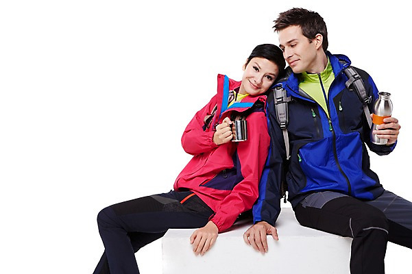 포토 JPG 스튜디오촬영 서양인 외국인 백인 해외기획촬영 커플 여자 남자 2013년태국 모션 휴식 실내 아웃도어 웃음 들기 사람 앉기 상반신 성인 두명 컵 30대 기댐 트래킹 물병 장년만 성인만 국내포토 식기 컨셉 관계 레저 표정 인종 내부 장년 물통 파일형식