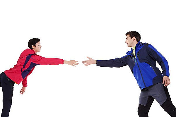 포토 JPG 스튜디오촬영 서양인 외국인 백인 해외기획촬영 커플 여자 남자 2013년태국 모션 실내 아웃도어 서기 사람 손짓 상반신 성인 두명 옆모습 30대 트래킹 손뻗기 장년만 성인만 국내포토 뷰포인트 관계 레저 인종 내부 장년 파일형식