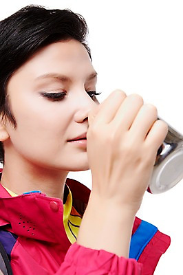 포토 JPG 스튜디오촬영 서양인 외국인 백인 해외기획촬영 여자 2013년태국 모션 실내 아웃도어 한명 들기 사람 상반신 성인 컵 30대 트래킹 마시기 갈증 여자만 여자한명만 성인여자만 성인한명만 성인여자한명만 장년만 장년여자만 장년여자한명만 성인만 국내포토 1 식기 레저 인종 내부 장년 파일형식