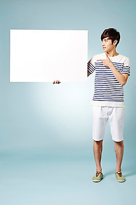 포토 JPG 스튜디오촬영 전신 계절 남자 모션 프레임 실내 한명 서기 사람 동양인 손짓 20대 성인 앞모습 캐주얼 여름 한국인 가리킴 남자만 남자한명만 성인남자만 청년만 청년남자만 청년남자한명만 성인한명만 성인남자한명만 성인만 국내포토 1 옷 뷰포인트 인종 청년 내부 파일형식