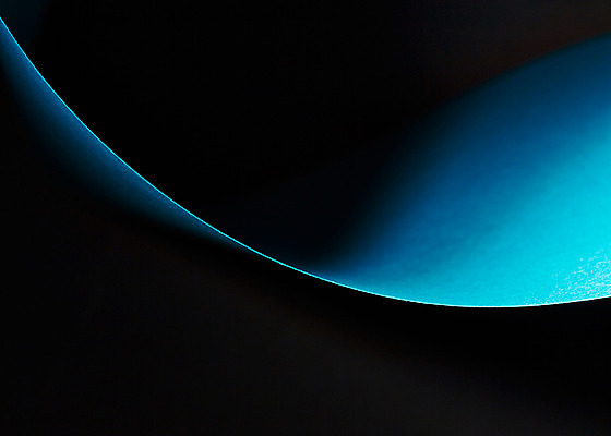 포토 JPG 스튜디오촬영 모양 종이 배경화면 백그라운드 실내 사람없음 파란색 페이퍼아트 오브젝트 클래식블루 트렌드컬러 국내포토 컬러 내부 파일형식 트랜드컬러