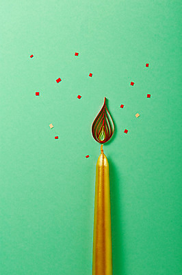 포토 JPG 스튜디오촬영 모양 종이 컬러 백그라운드 초 촛불 프레임 실내 사람없음 초록색 페이퍼아트 오브젝트 종이공예 국내포토 내부 공예 파일형식