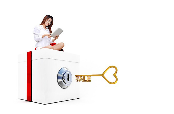 PSD 편집 편집이미지 여자 백그라운드 열쇠 한명 사람 동양인 이벤트 그래픽 쇼핑 상자 3D 한국인 열쇠구멍 여자만 여자한명만 편집3D 1 인종 디지털합성 파일형식