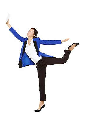 포토 JPG 스튜디오촬영 전신 서양인 외국인 백인 해외기획촬영 여자 2013년태국 비즈니스 모션 팔벌리기 실내 한명 서기 들기 사람 정장 20대 청년 성인 앞모습 태블릿 활발 춤 웹서핑 직장인 비즈니스우먼 활기 다리들기 여자만 여자한명만 성인여자만 청년만 청년여자만 성인한명만 청년여자한명만 성인여자한명만 성인만 국내포토 직업 1 옷 뷰포인트 컨셉 문화예술 인종 내부 전자제품 스마트기기 파일형식