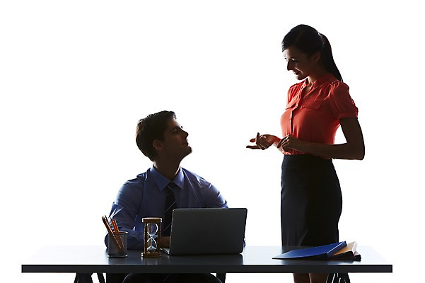 포토 JPG 스튜디오촬영 서양인 외국인 백인 해외기획촬영 여자 남자 실루엣 2013년태국 비즈니스 모션 실내 대화 서기 사람 앉기 정장 상반신 20대 청년 성인 두명 앞모습 노트북 마주보기 직장인 비즈니스맨 비즈니스우먼 모래시계 문서 역광 청년만 성인만 국내포토 직업 옷 모래 뷰포인트 시계 촬영기법 말하기 인종 내부 전자제품 파일형식