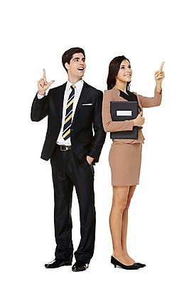 포토 JPG 스튜디오촬영 전신 서양인 외국인 백인 해외기획촬영 응시 여자 남자 행복 2013년태국 비즈니스 모션 함께함 실내 서기 들기 사람 정장 손짓 20대 청년 성인 두명 앞모습 다정 가리킴 직장인 비즈니스맨 비즈니스우먼 결제판 청년만 성인만 국내포토 직업 시선 옷 감정 뷰포인트 컨셉 인종 내부 사무용품 파일형식