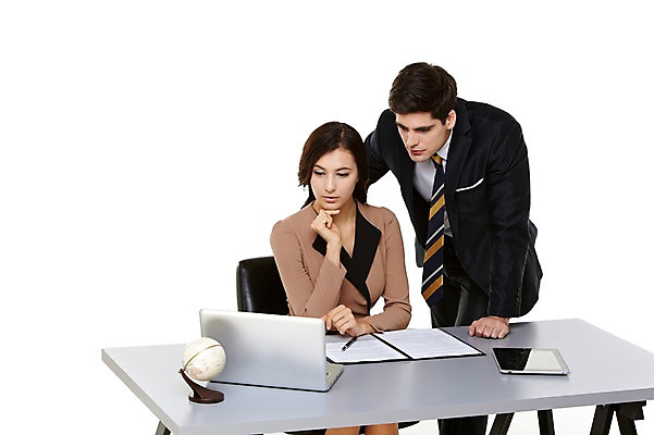 포토 JPG 스튜디오촬영 서양인 외국인 백인 해외기획촬영 응시 여자 남자 행복 2013년태국 비즈니스 모션 탁자 함께함 실내 서기 사람 앉기 정장 상반신 20대 청년 성인 두명 앞모습 노트북 태블릿 펜 지구본 다정 직장인 비즈니스맨 비즈니스우먼 문서 청년만 성인만 국내포토 직업 시선 옷 감정 뷰포인트 가구 컨셉 인종 내부 전자제품 스마트기기 필기구 파일형식