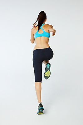 포토 JPG 스튜디오촬영 전신 서양인 외국인 백인 해외기획촬영 우먼라이프 여자 스포츠 2013년태국 모션 실내 한명 사람 20대 성인 뒷모습 운동복 달리기 목표 육상스포츠 열정 여자만 여자한명만 성인여자만 청년만 청년여자만 성인한명만 청년여자한명만 성인여자한명만 성인만 국내포토 1 라이프스타일 옷 감정 뷰포인트 컨셉 인종 청년 내부 파일형식