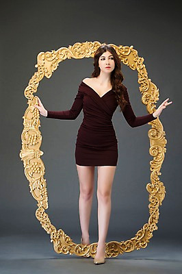 포토 JPG 스튜디오촬영 전신 서양인 외국인 백인 해외기획촬영 우먼라이프 긴머리 원피스 여자 2013년태국 액자 모션 실내 한명 사람 20대 성인 앞모습 섹시 걷기 유혹 여자만 여자한명만 성인여자만 청년만 청년여자만 성인한명만 청년여자한명만 성인여자한명만 성인만 나오기 국내포토 1 라이프스타일 헤어스타일 옷 뷰포인트 컨셉 인종 청년 내부 파일형식