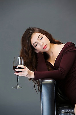 포토 JPG 스튜디오촬영 서양인 외국인 백인 해외기획촬영 우먼라이프 원피스 여자 2013년태국 와인잔 모션 실내 한명 들기 사람 앉기 상반신 20대 성인 앞모습 소파 섹시 와인 눈감음 유혹 여자만 여자한명만 성인여자만 청년만 청년여자만 성인한명만 청년여자한명만 성인여자한명만 성인만 혼족 국내포토 1 라이프스타일 옷 뷰포인트 컨셉 술잔 의자 주류 인종 청년 내부 싱글라이프 파일형식