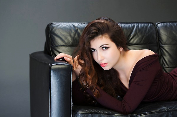 포토 JPG 스튜디오촬영 서양인 외국인 백인 해외기획촬영 우먼라이프 긴머리 원피스 여자 엎드리기 2013년태국 모션 실내 한명 사람 상반신 20대 성인 옆모습 소파 섹시 유혹 여자만 여자한명만 성인여자만 청년만 청년여자만 성인한명만 청년여자한명만 성인여자한명만 성인만 국내포토 1 라이프스타일 헤어스타일 옷 뷰포인트 컨셉 의자 인종 청년 내부 파일형식