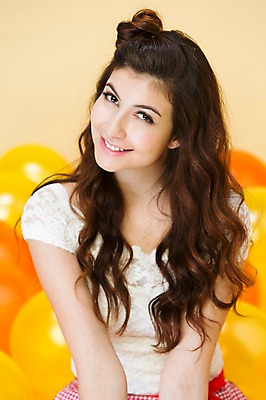 포토 JPG 스튜디오촬영 서양인 외국인 백인 해외기획촬영 우먼라이프 여자 2013년태국 모션 실내 한명 미소 사람 앉기 상반신 20대 성인 앞모습 귀여움 풍선 여자만 여자한명만 성인여자만 청년만 청년여자만 성인한명만 청년여자한명만 성인여자한명만 성인만 국내포토 1 라이프스타일 뷰포인트 컨셉 표정 인종 청년 내부 파일형식