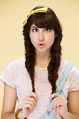 포토 JPG 스튜디오촬영 서양인 외국인 백인 해외기획촬영 우먼라이프 여자 리본 2013년태국 장난 모션 실내 한명 사람 상반신 20대 성인 앞모습 머리카락 귀여움 만지기 여자만 여자한명만 성인여자만 청년만 청년여자만 성인한명만 청년여자한명만 성인여자한명만 성인만 국내포토 1 라이프스타일 뷰포인트 컨셉 인종 청년 내부 머리 파일형식