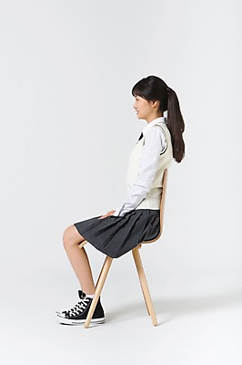 포토 JPG 스튜디오촬영 전신 여학생 여자 교복 의자 모션 청소년 실내 건강 한명 사람 앉기 동양인 옆모습 10대 십대라이프스타일 한국인 여자만 여자한명만 십대만 십대여자만 십대여자한명만 국내포토 1 학생 라이프스타일 옷 뷰포인트 가구 인종 내부 파일형식