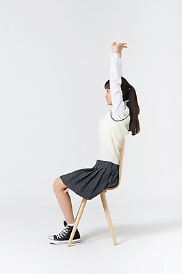 포토 JPG 스튜디오촬영 전신 여학생 여자 교복 의자 모션 청소년 실내 건강 한명 사람 앉기 동양인 옆모습 10대 손들기 십대라이프스타일 스트레칭 한국인 깍지 여자만 여자한명만 십대만 십대여자만 십대여자한명만 국내포토 1 학생 라이프스타일 옷 뷰포인트 가구 인종 손짓 내부 운동 파일형식